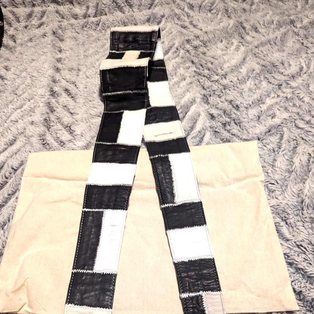 Sassy Jones black and white YaYa belt